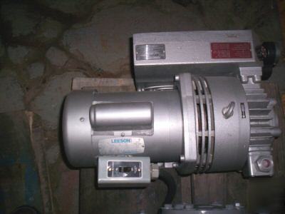 Beacon vce-15 vacuum pump - 1 hp. 115 volt.