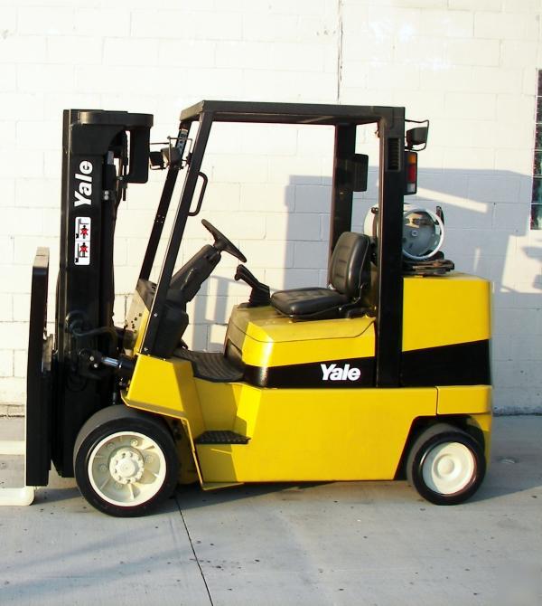 Clean 04' yale 10000 lb lpg forklift 10,000 GLC100