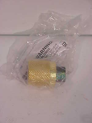 Hyster plus other lift trucks lpg female coupler