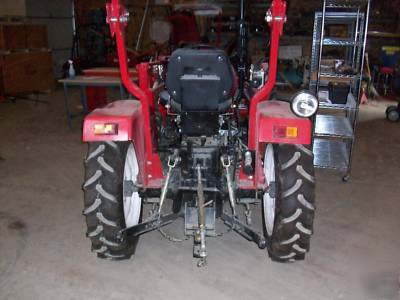 New farm pro / jena tractor 25 hp 4 wd 