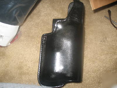 Duty holster made by don hume fits sig 229R with M6