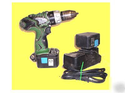 Hitachi DS14DMR 14.4 v drill, charger, 2 batteries 