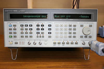 Hp 8665B signal generator 10 khz to 6 ghz -calibrated-