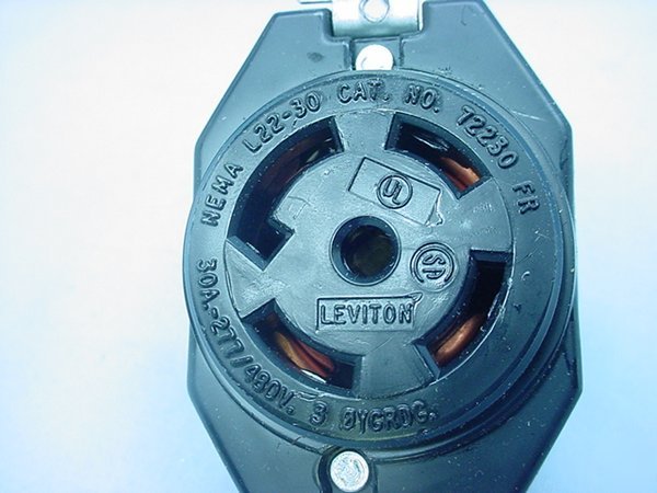 Leviton L22-30 locking receptacle 30A 277/480V 3Ã¸y