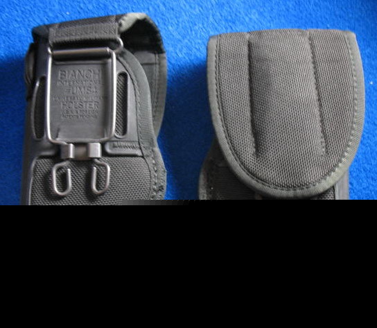 Bianchi UM84-3 universal military holster