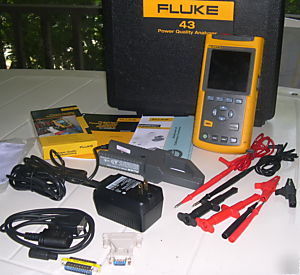 Fluke 43 power analyzer with current probe