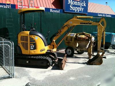 2007 komatsu PC27 mini excavator 6,130# only 492 hours 