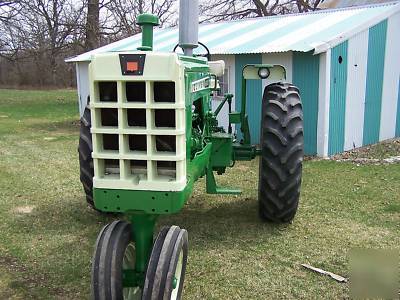 Oliver 1650 gas tractor 