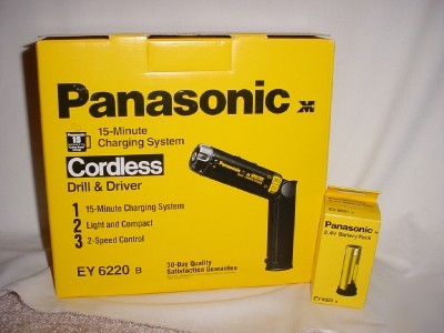 Panasonic cordless drill driver & extra battery EY6220B