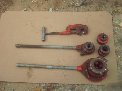 Ridgid 300 pipe threader w/ dies handles and cutter