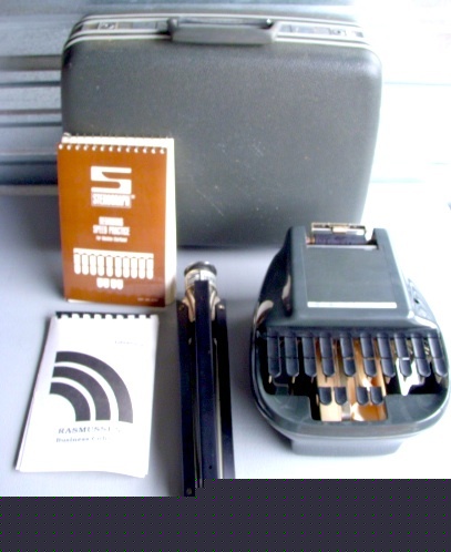 Stenograph co. court reporter shorthand machine w/ case