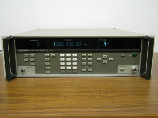 Fluke 6061A signal generator
