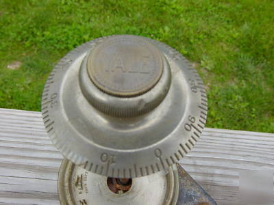 Safe lock,yale,antique lock,works good,