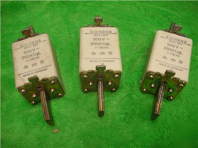 3 siemens hrc fuse 3NA1-227 nh lv 500V 250A1/gl 100KA