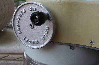 Gold medal shavemaster ii block ice shaver machine 