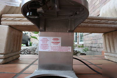 Gold medal shavemaster ii block ice shaver machine 