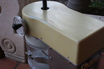 Gold medal shavemaster ii block ice shaver machine 