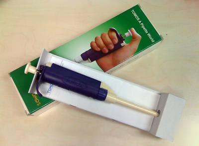 New pipette pipettor pipetter adjustable volume