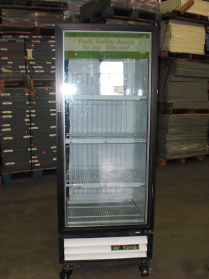 True glass door merchandiser gdm-12 refrigerator