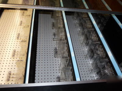 Amazing lockable, lighted display case, custom 