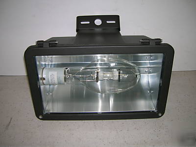 New 400 watt mh floodlight with lamp