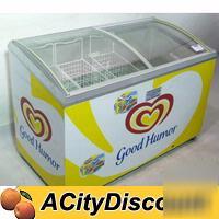 Nice used caravell 406-99 ice cream merch chest freezer