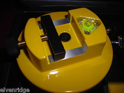 Professional laser level w tripod carry case V18923 sk