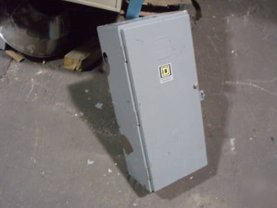 Square d 100 amp 3 pole lighting contactor w/ enclosure