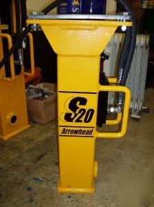 Arrowhead S20 mini digger hydraulic pecker rock breaker