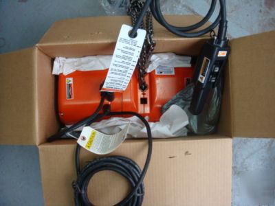 New cm lodestar electric chain hoist 1 ton # 3535 