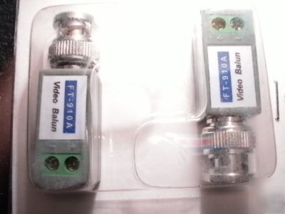 One pair CAT5 video balun, quick & positive connection