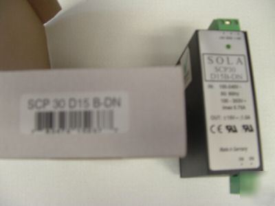 New sola SCP30 D15B-dn - + 15V power supply din mount
