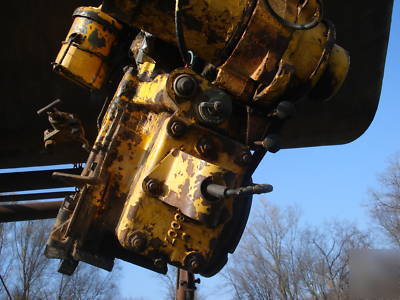 Caterpillar D4 7U - pony motor