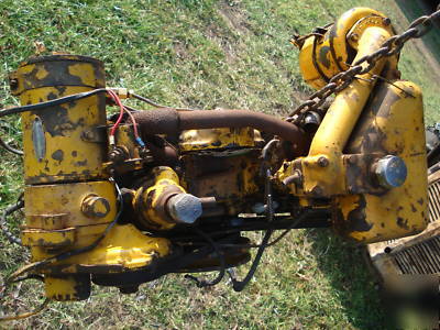 Caterpillar D4 7U - pony motor