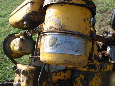 Caterpillar D4 7U - pony motor