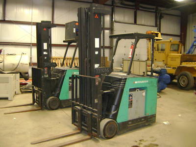 Mitsubishi three wheel electric stand up fork lift