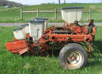 Allis chalmers model 78 air champ 2 row corn planter