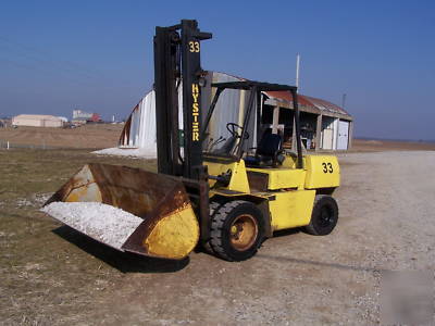 Hyster model H80XL / bucket mounted on it. / check out