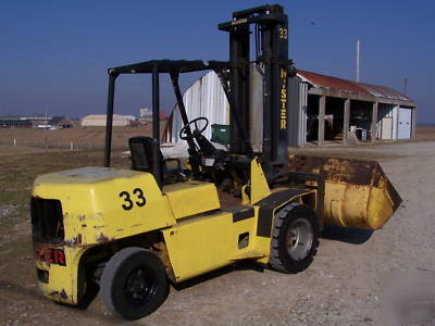 Hyster model H80XL / bucket mounted on it. / check out