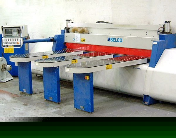 Selco EB110 automatic panel saw - beamsaw