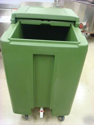 Cambro ice caddie 200 pounds 