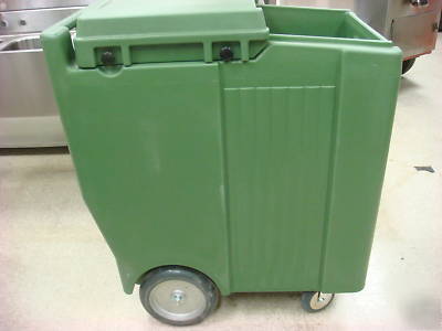 Cambro ice caddie 200 pounds 