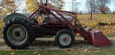 1948 ford 8N tractor with loader