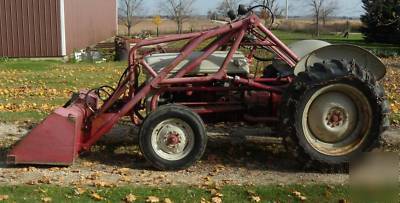 1948 ford 8N tractor with loader