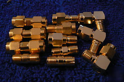 Rf sma adaptors,m-m,f-f/ m-f barrels rt angle,amph,rohs