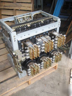 Ge akr-7D-100 4000 a amp breaker rms-9 mvt trip 635 v