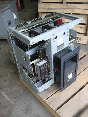 Ge akr-7D-100 4000 a amp breaker rms-9 mvt trip 635 v