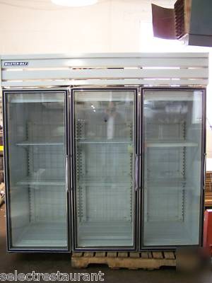 Master-bilt tmg-74 3 door glass merchandiser cooler