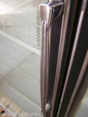 Master-bilt tmg-74 3 door glass merchandiser cooler