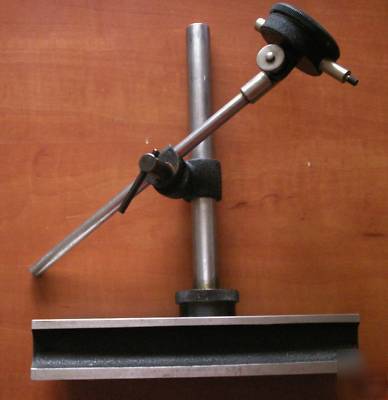 Precision base comparator w/ mahr federal indicator kit